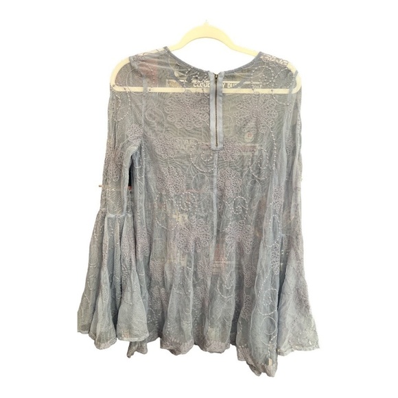 + Love Stitch Mesh Embroidered Bell Sleeve Boho Gypsy Blouse Size Medium RD1 - Picture 3 of 3